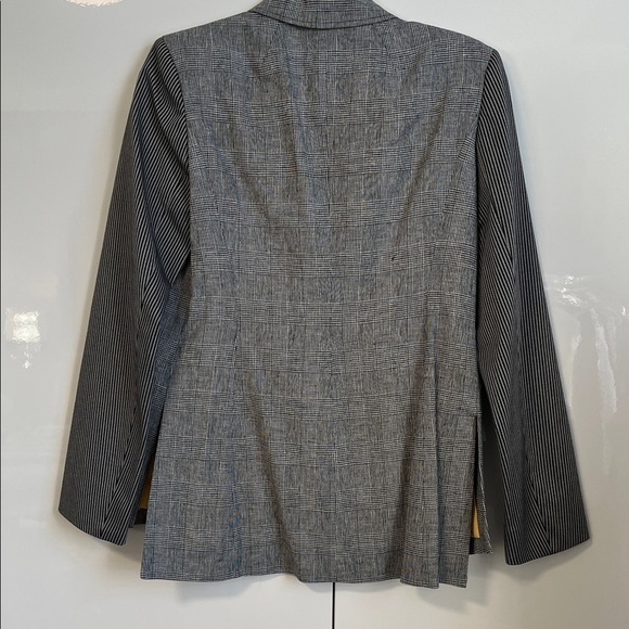 NVLT NWOT Oversized Grey Pinstripe Asymmetric Blazer Lined, Size S/M - Picture 5 of 13